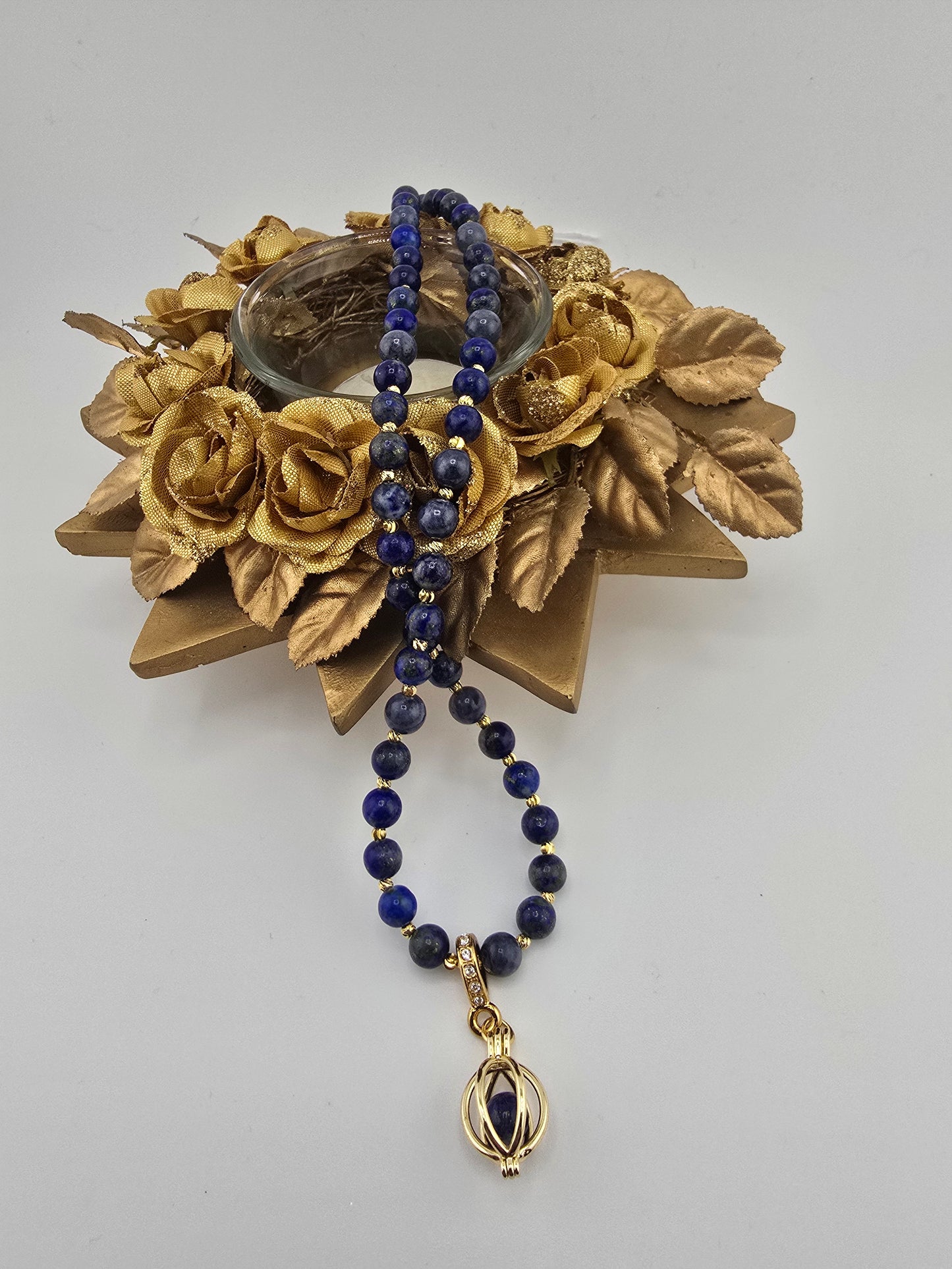 Collier en perles de Saphir dans son écrin