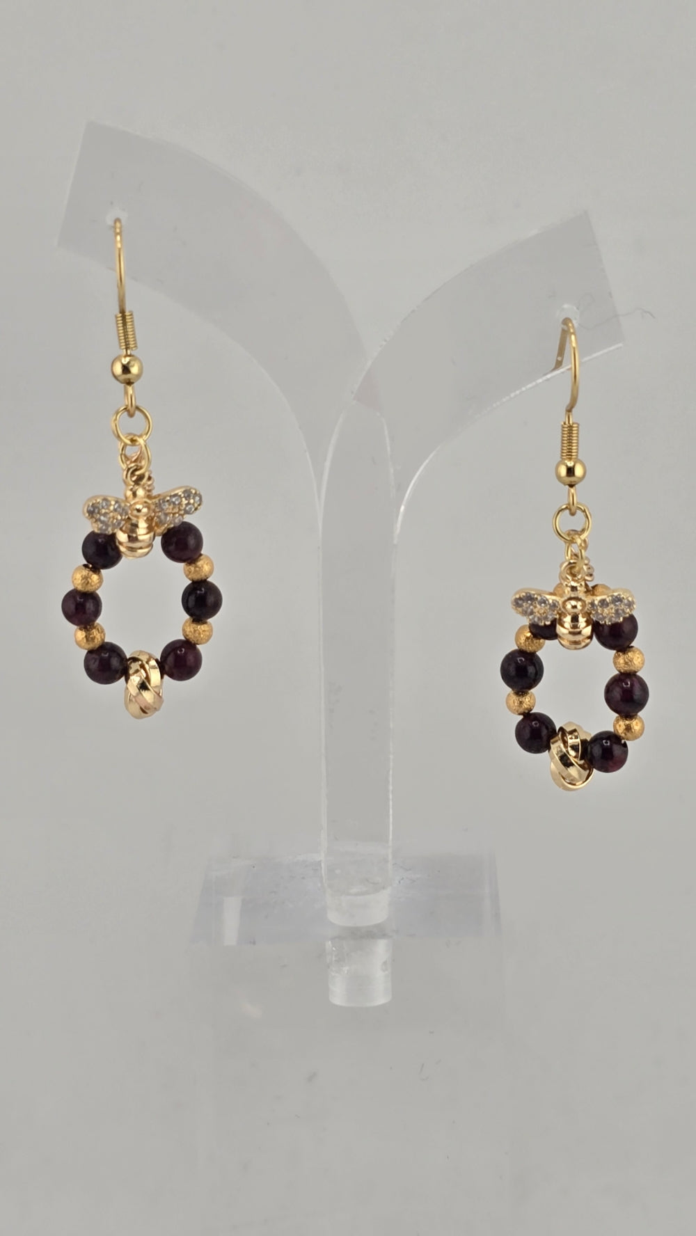 Boucles d'oreilles en Grenat et plaqué or 18K