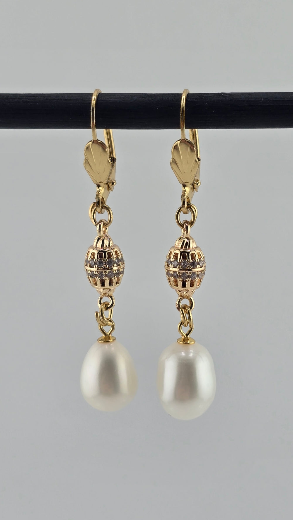 Genuine cultured pearl earrings
