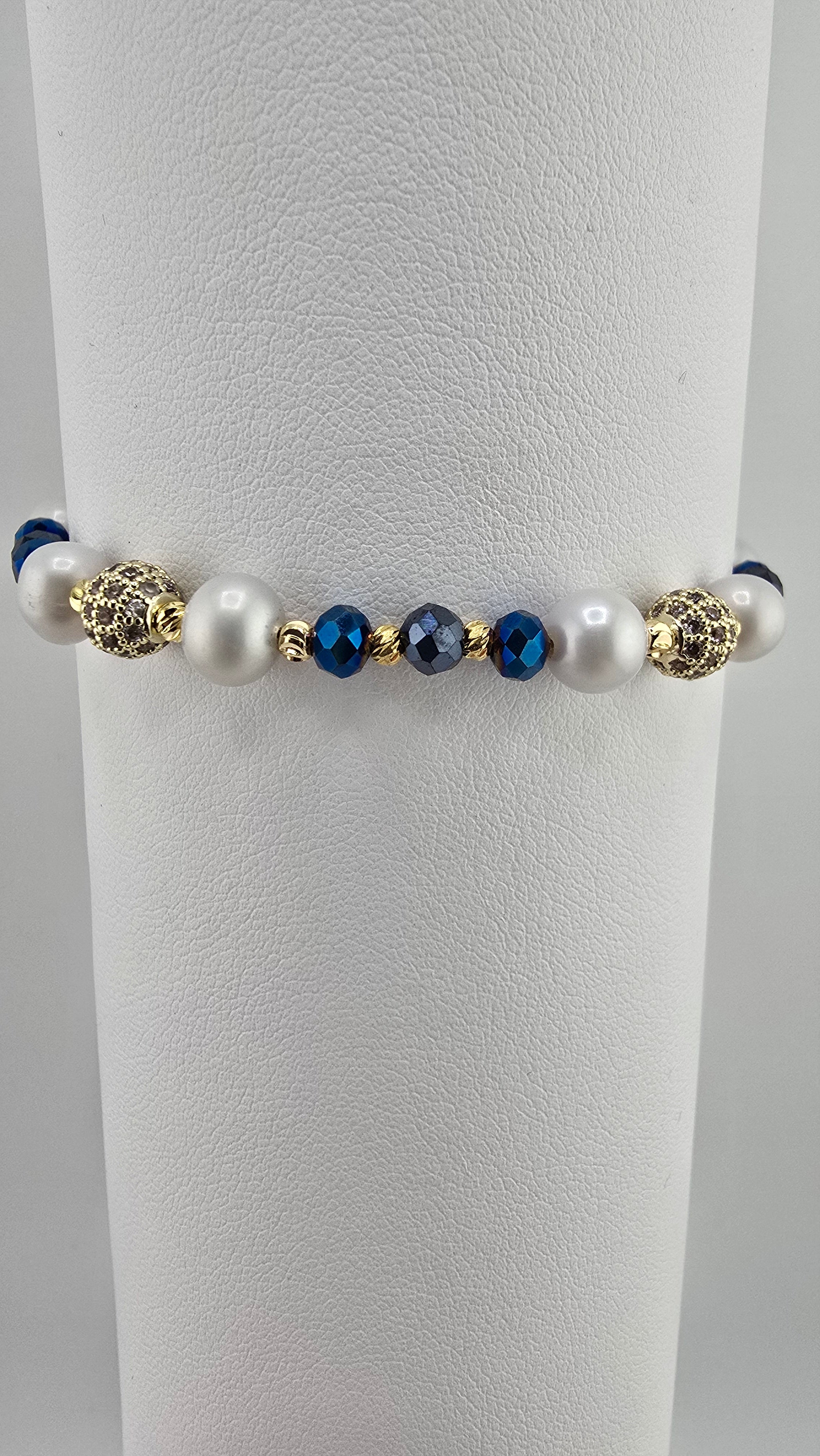 Bracelet en perles de culture et perles en cristal bleu marine
