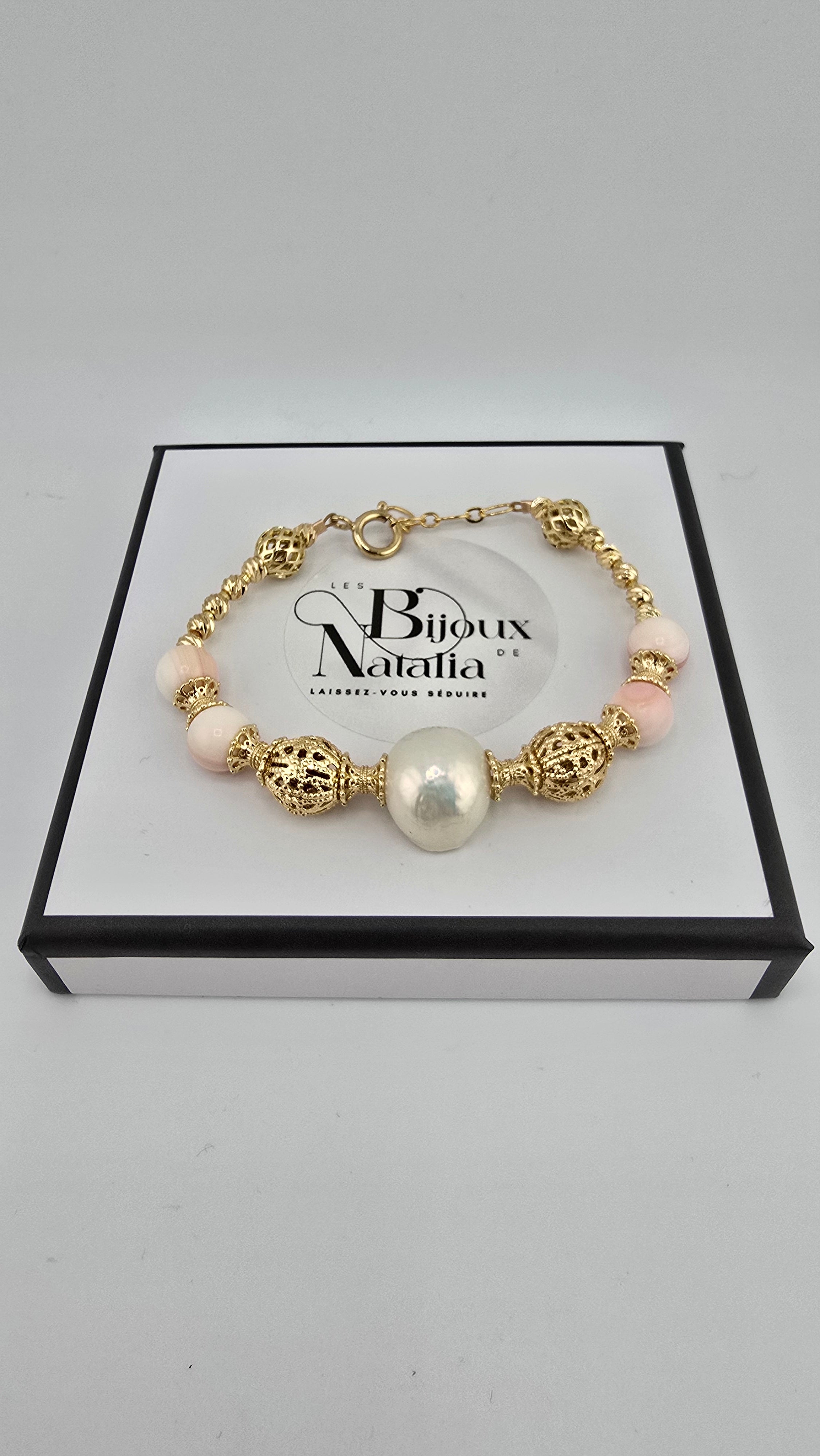 Bracelet en perles de Lambi