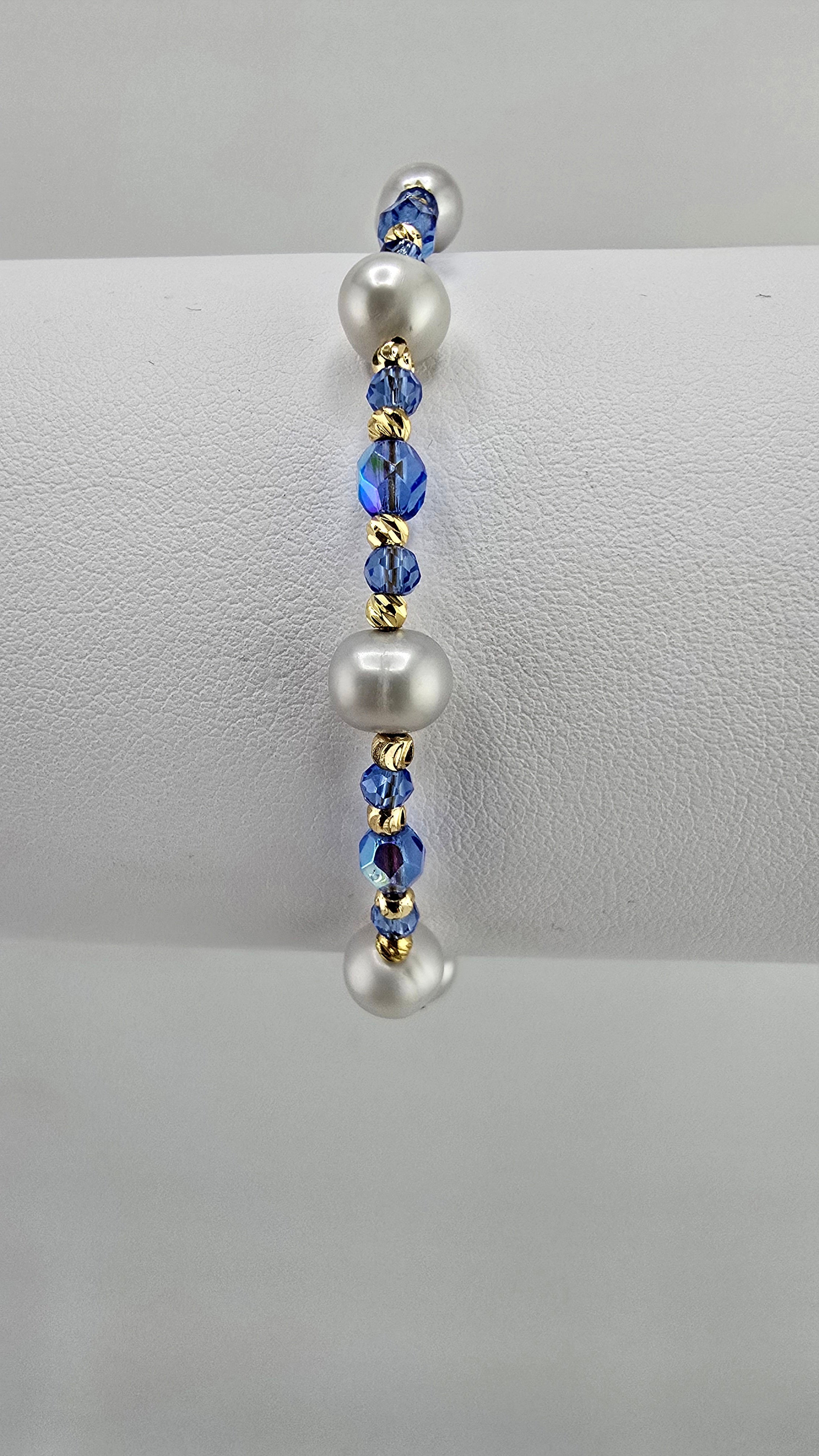 Bracelet en perles de culture et perles de cristal bleu azur