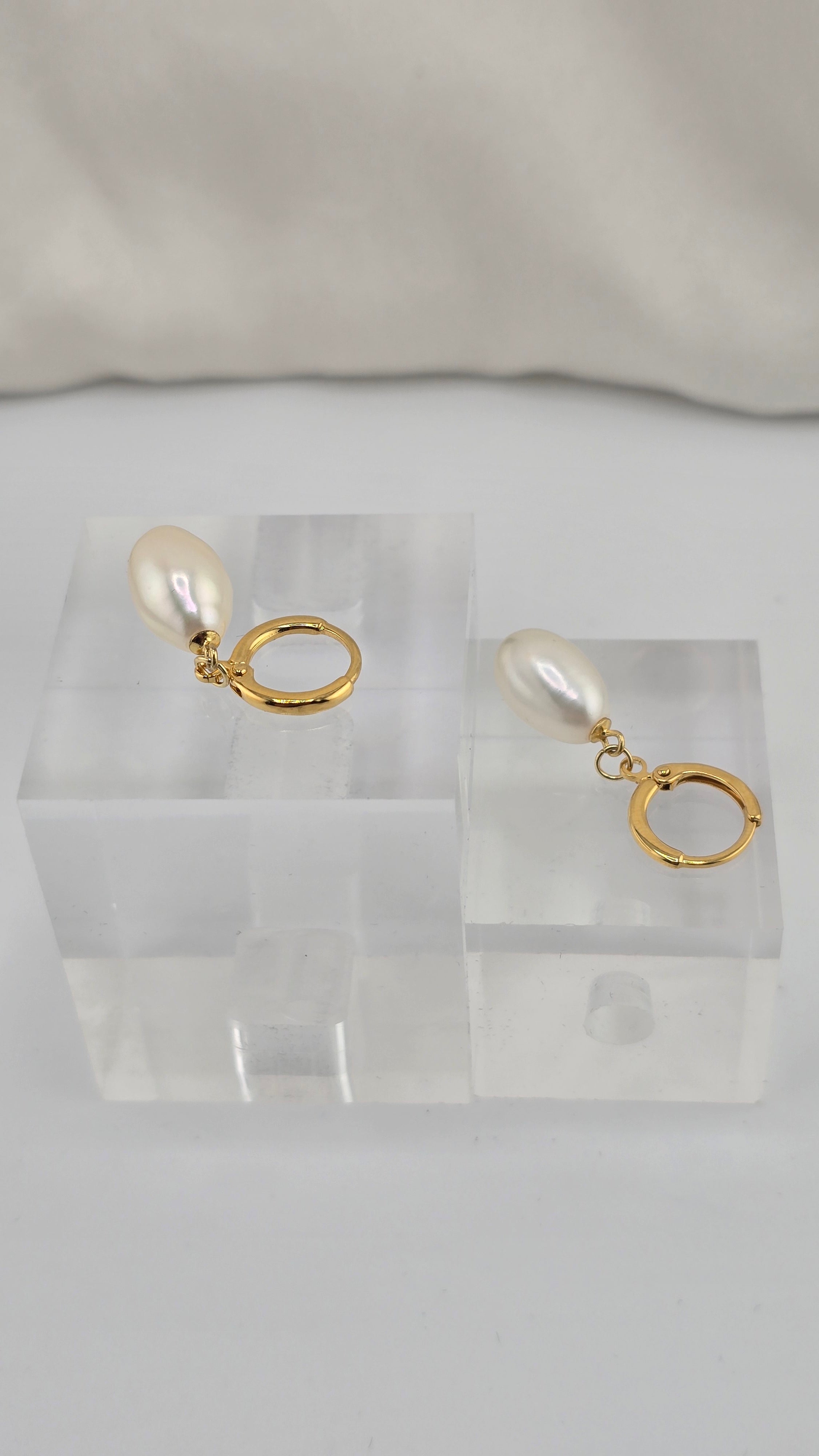 Boucles d’oreilles en vermeil et perles de culture blanche