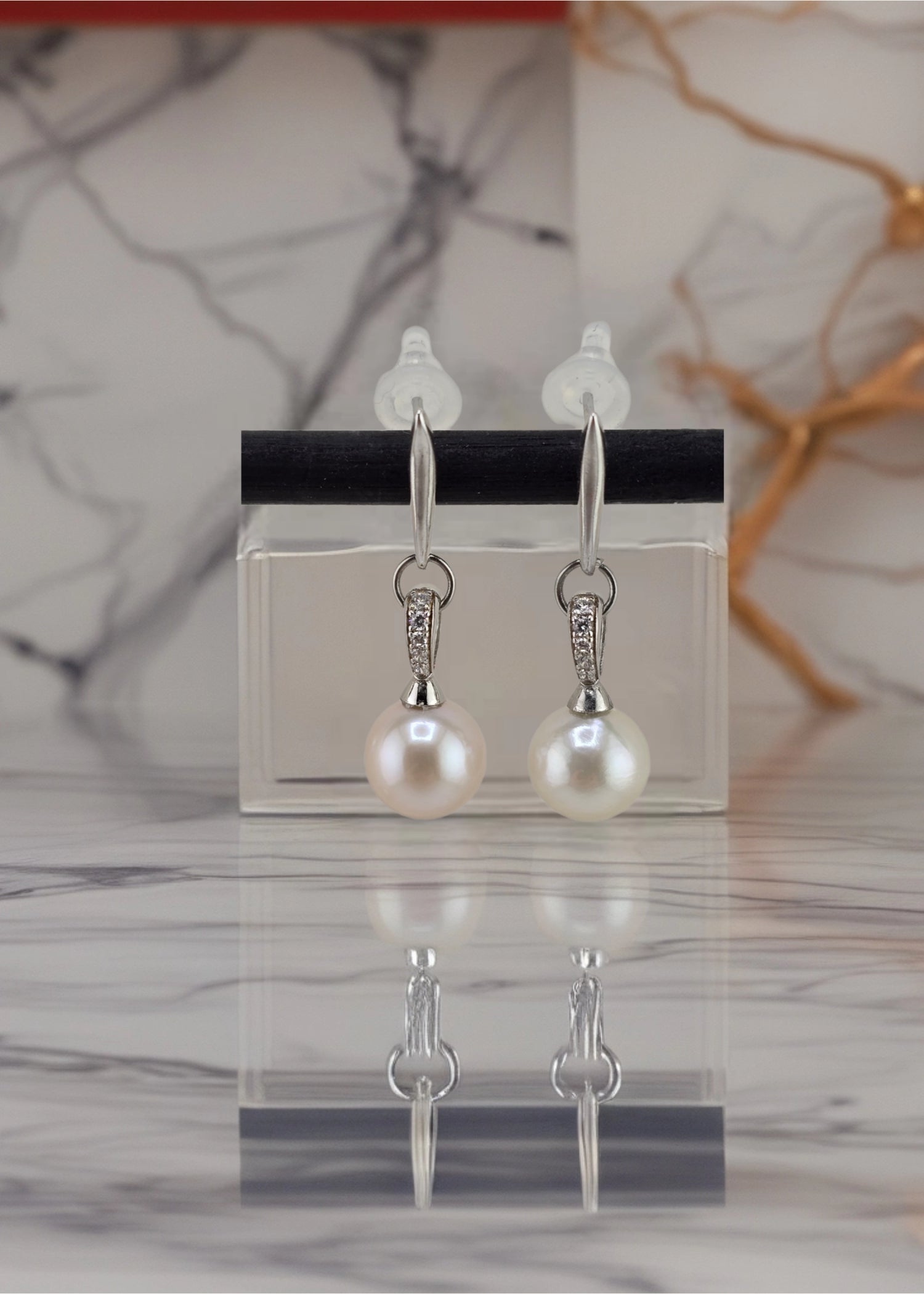 Boucles d’oreilles en strass et perles de culture