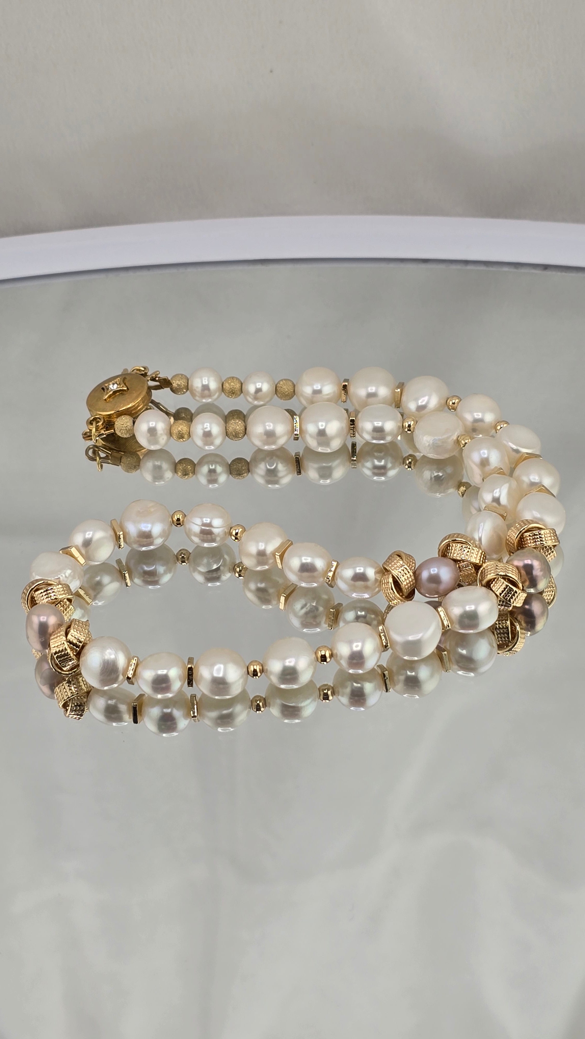 Collier perles de culture baroque et touches rosées