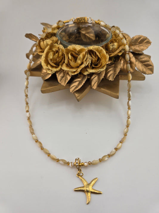 Collier en perles de Troca