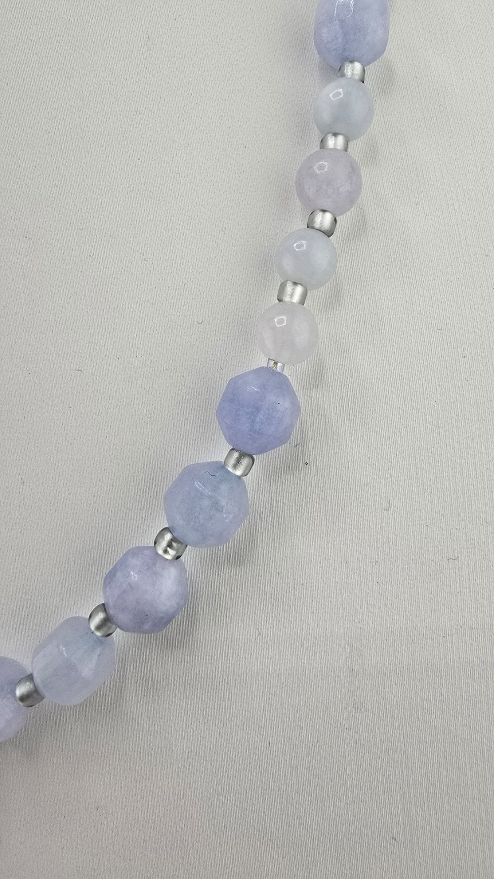 Collier en Aigue Marine et fermoir couture