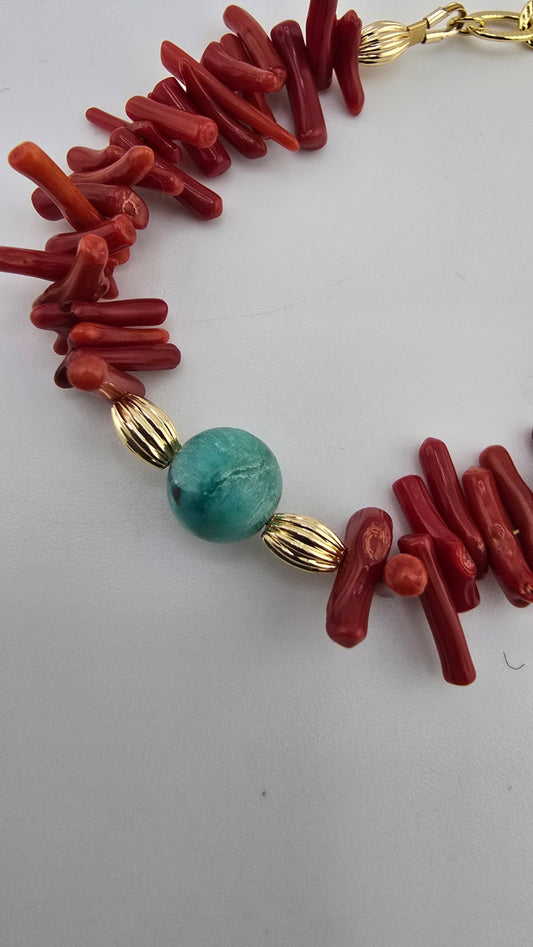 Bracelet en corail rouge et plaqué or 18K