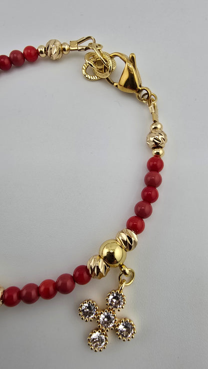 Duo collier et bracelet en Corail rouge et pendentifs plaqué or et strass