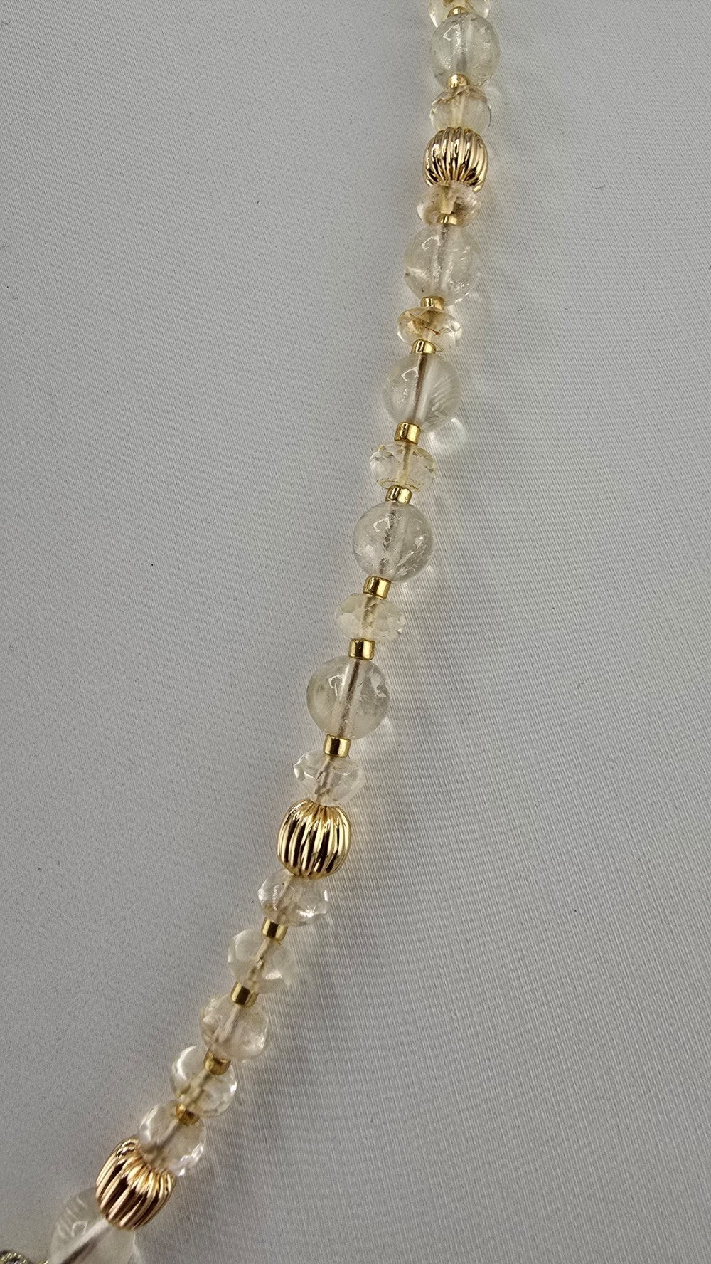 Collier en  Citrine et Nacre jaune.