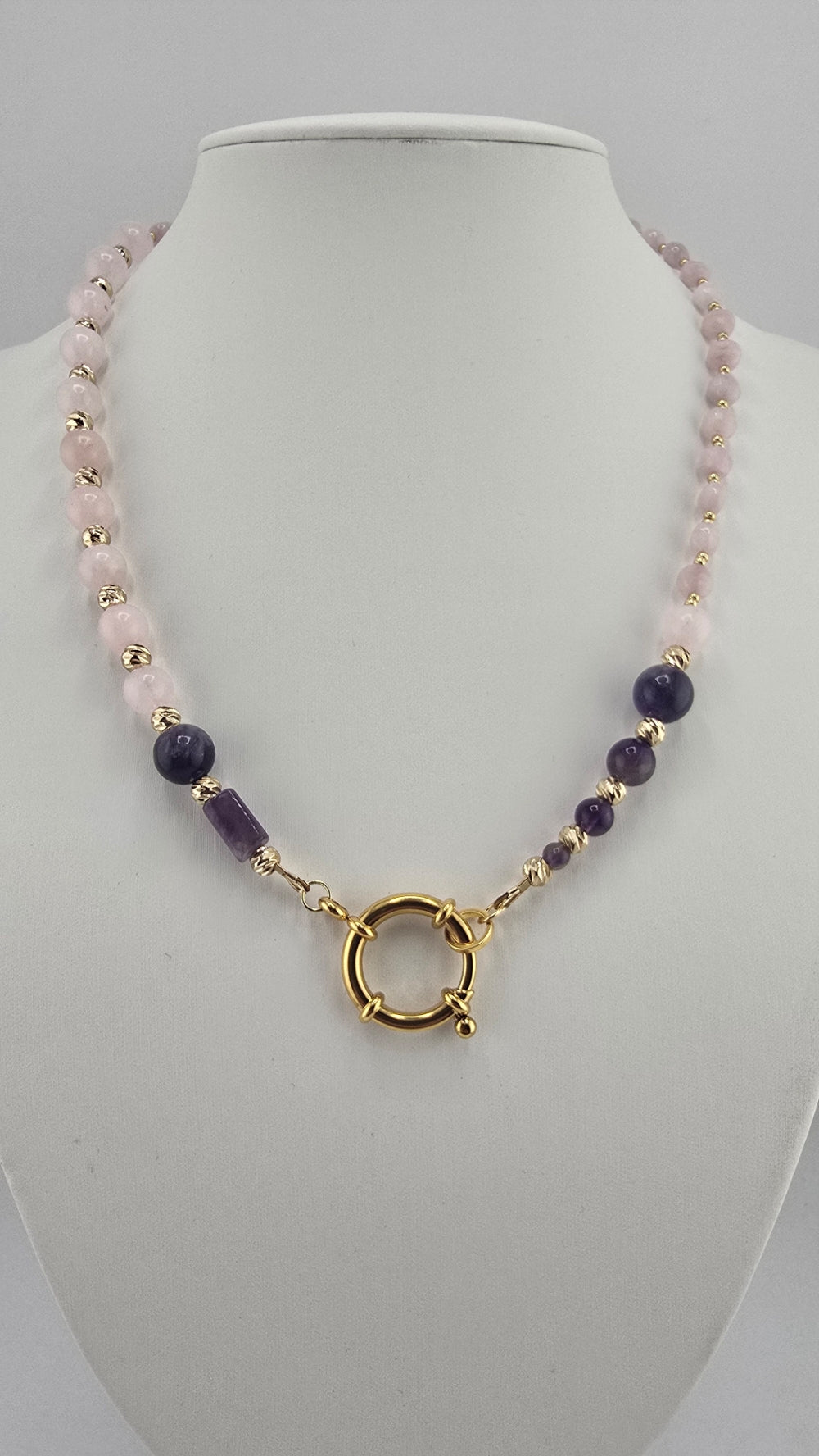 Collier en Quart rose et Améthyste, perles en plaqué or 18K.