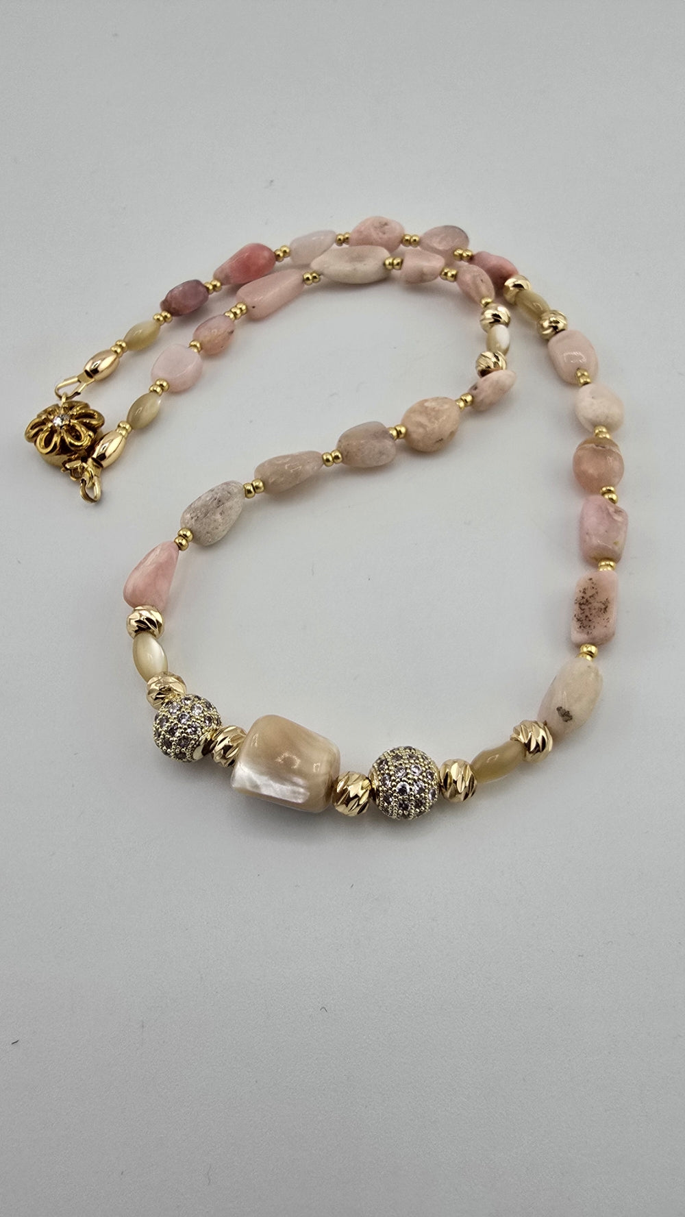 Collier en opal Rose et plaqué or 18K