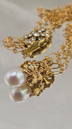 Collier chaine avec pendentif vermeil et perle de culture.