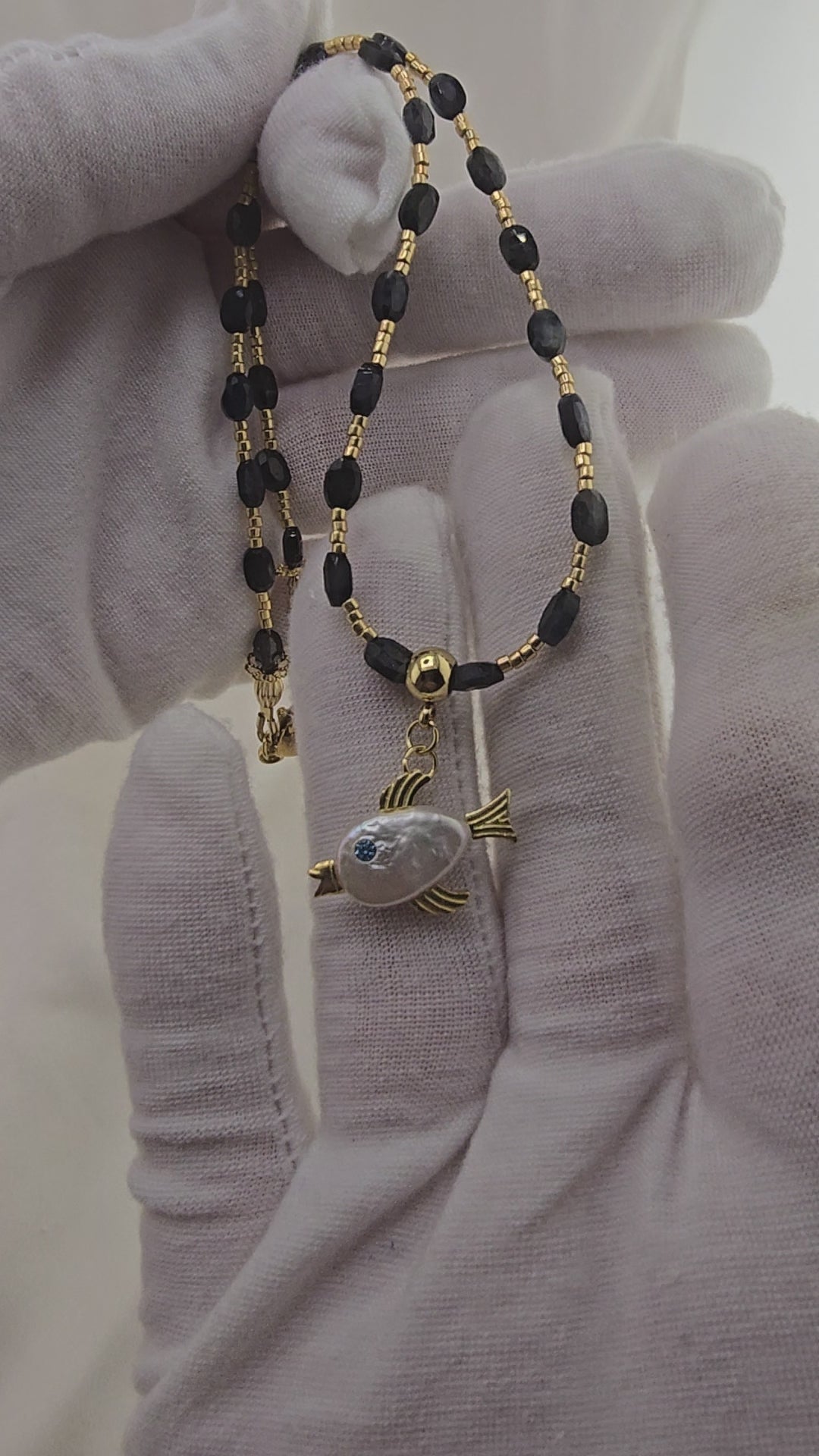 Collier en saphir plat et biseauté