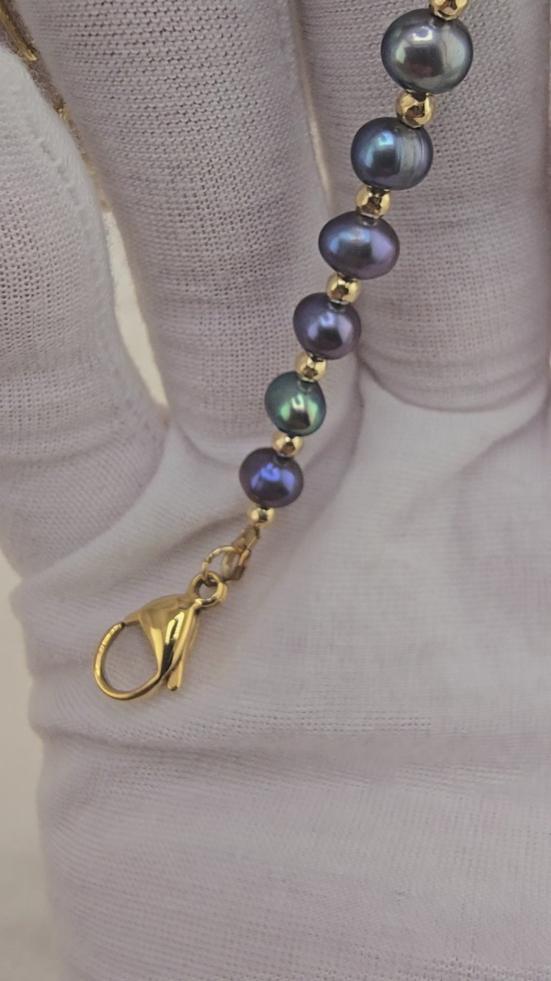 Bracelet en perles de culture bleu marine et vermeil