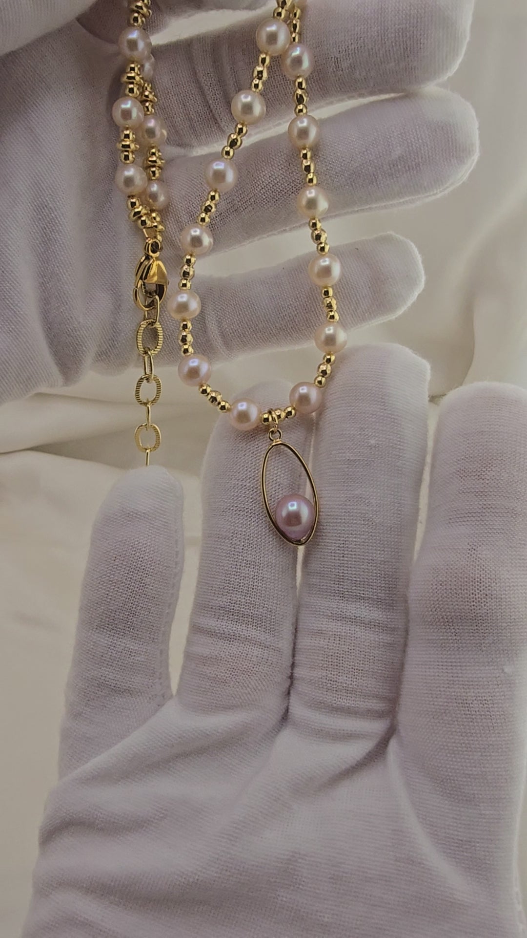 Collier en perles de culture poudrée