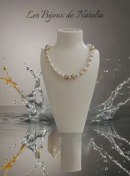 Baroque cultured pearl necklace with pink touches