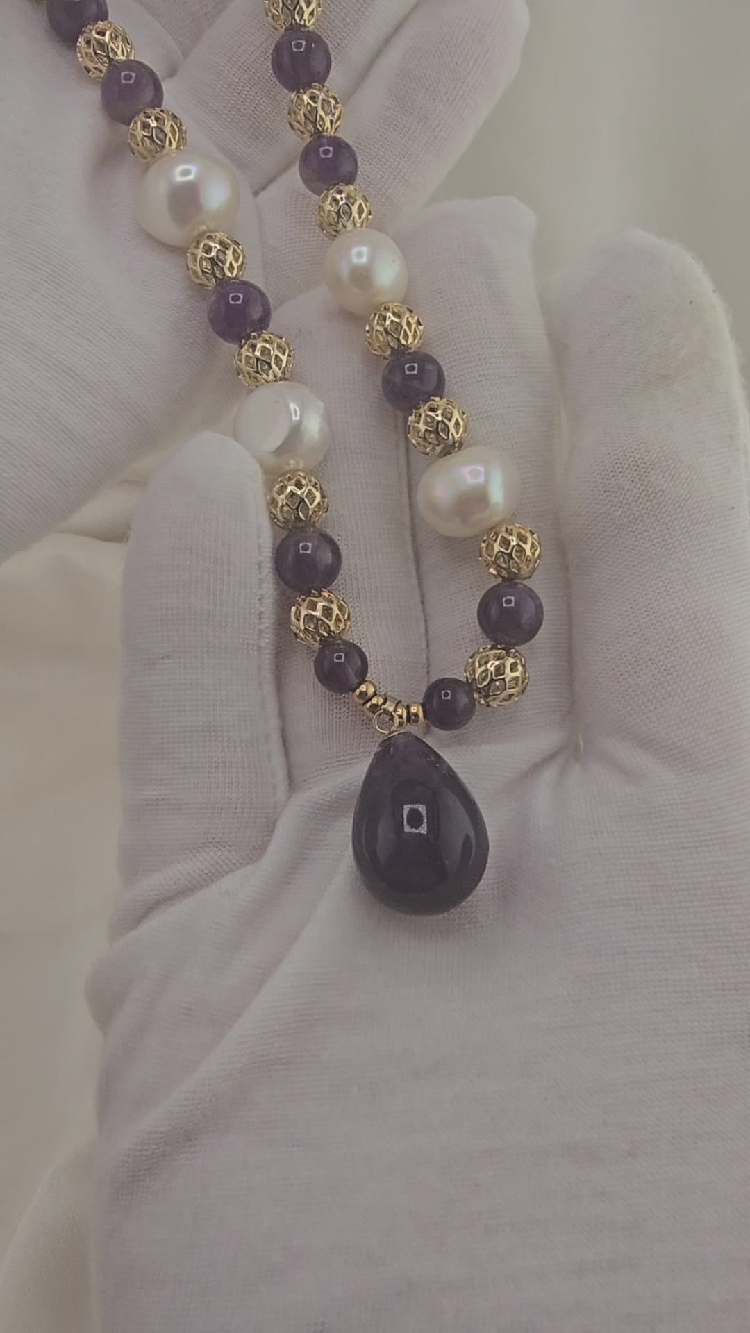 Collier en Améthyste et perles de culture baroque