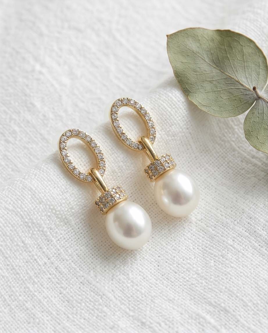 Boucles d oreilles en plaqué or 18K et strass