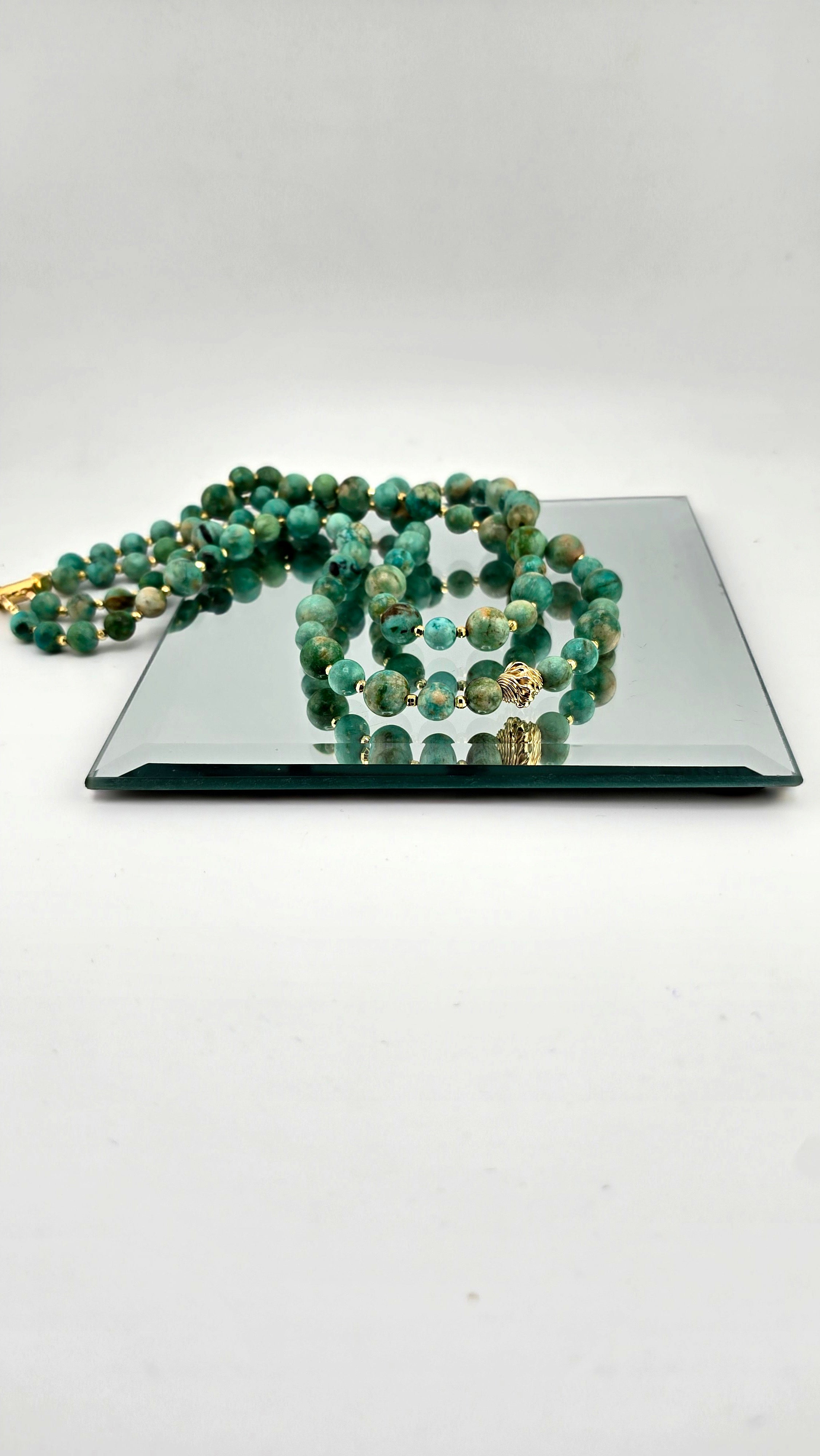 Collier en perles de turquoise africaine et vermeil