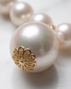 collier de perles de culture blanches d'eau douce et or - vue 5