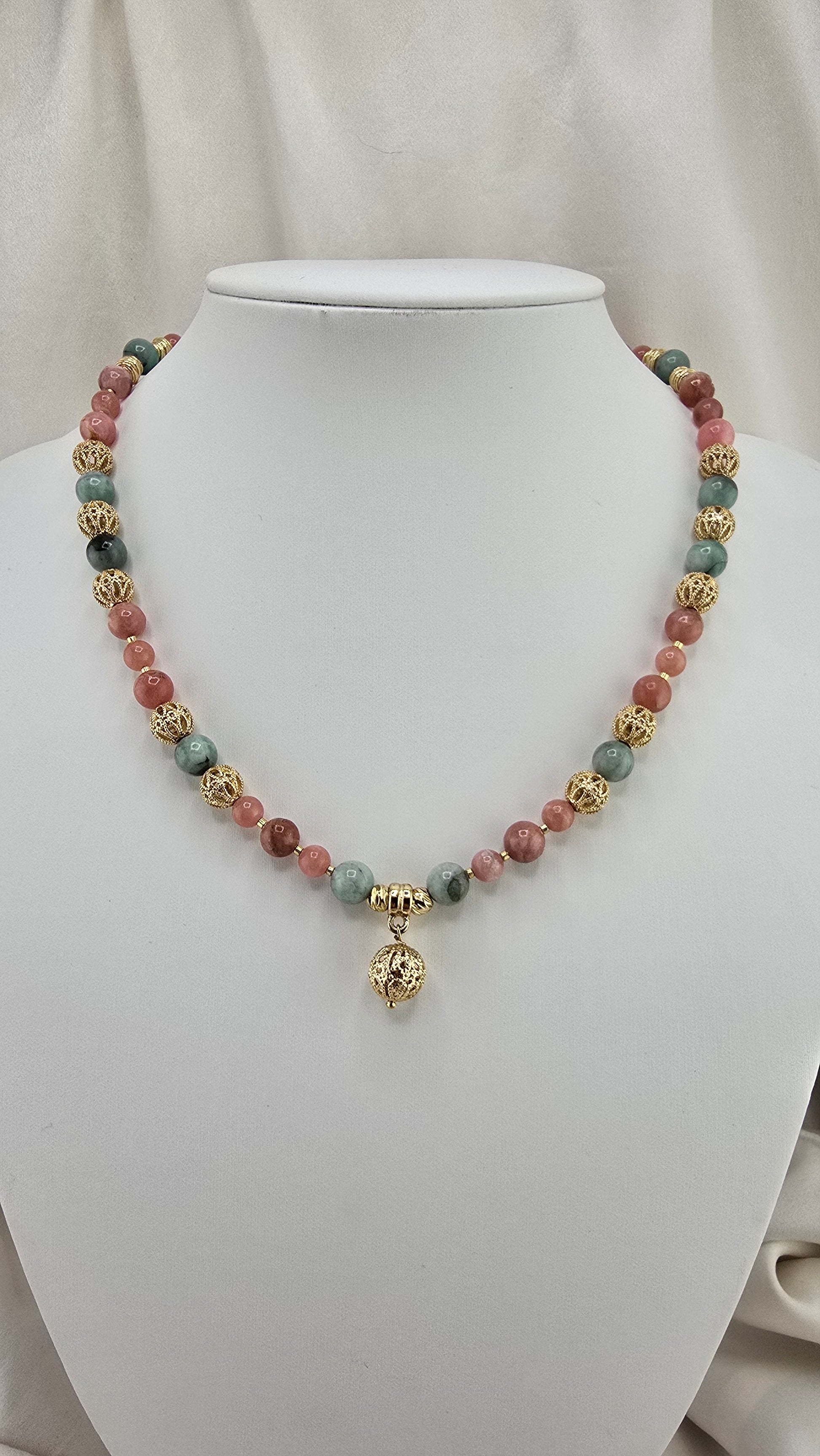 Collier en Emeraude et Rhodochrosite