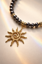 Soleil de Minuit - collier en perles de culture bleu marine