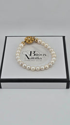 Bracelet perles de culture et fermoir couture