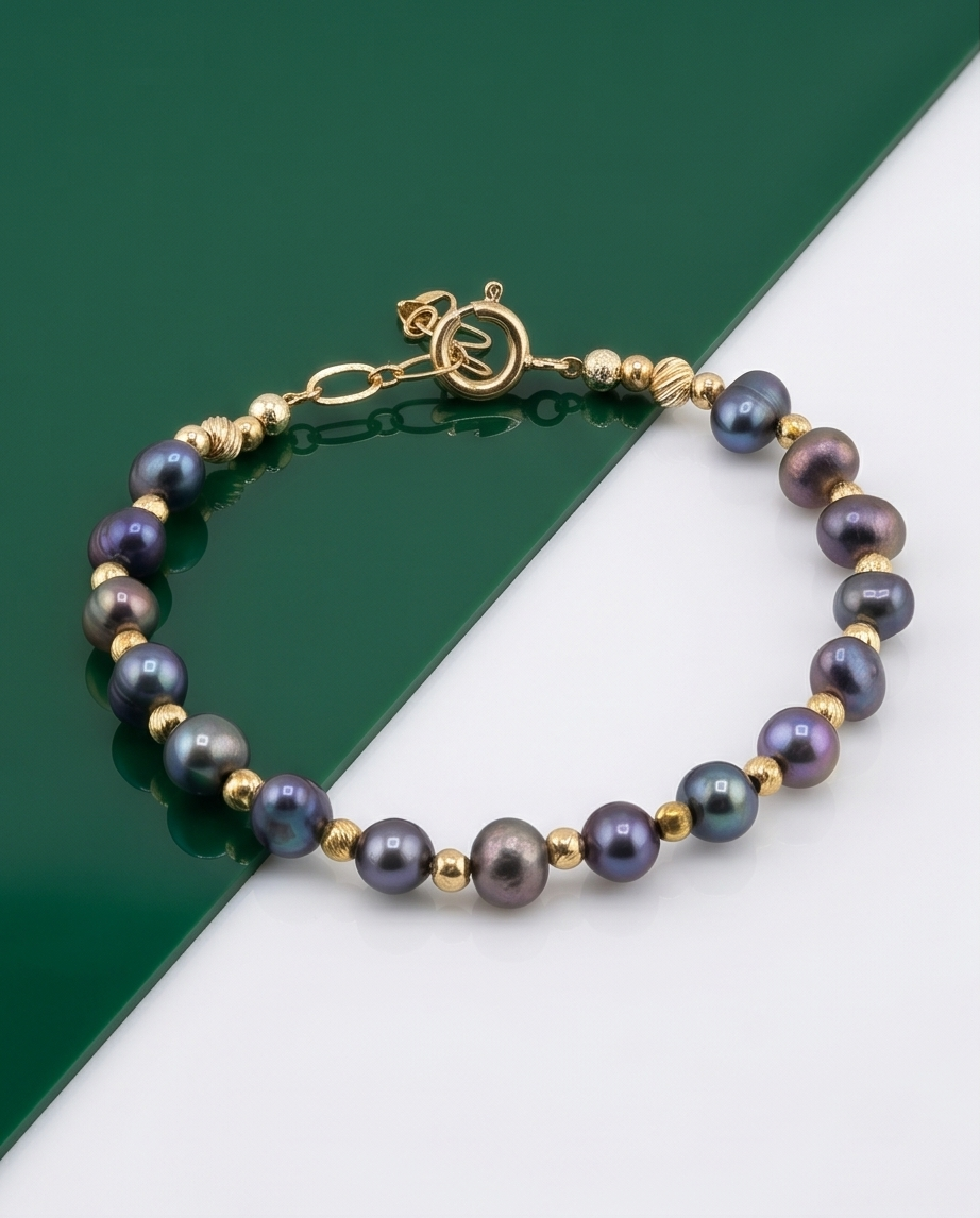 Bracelet en perles de culture bleu marine et vermeil
