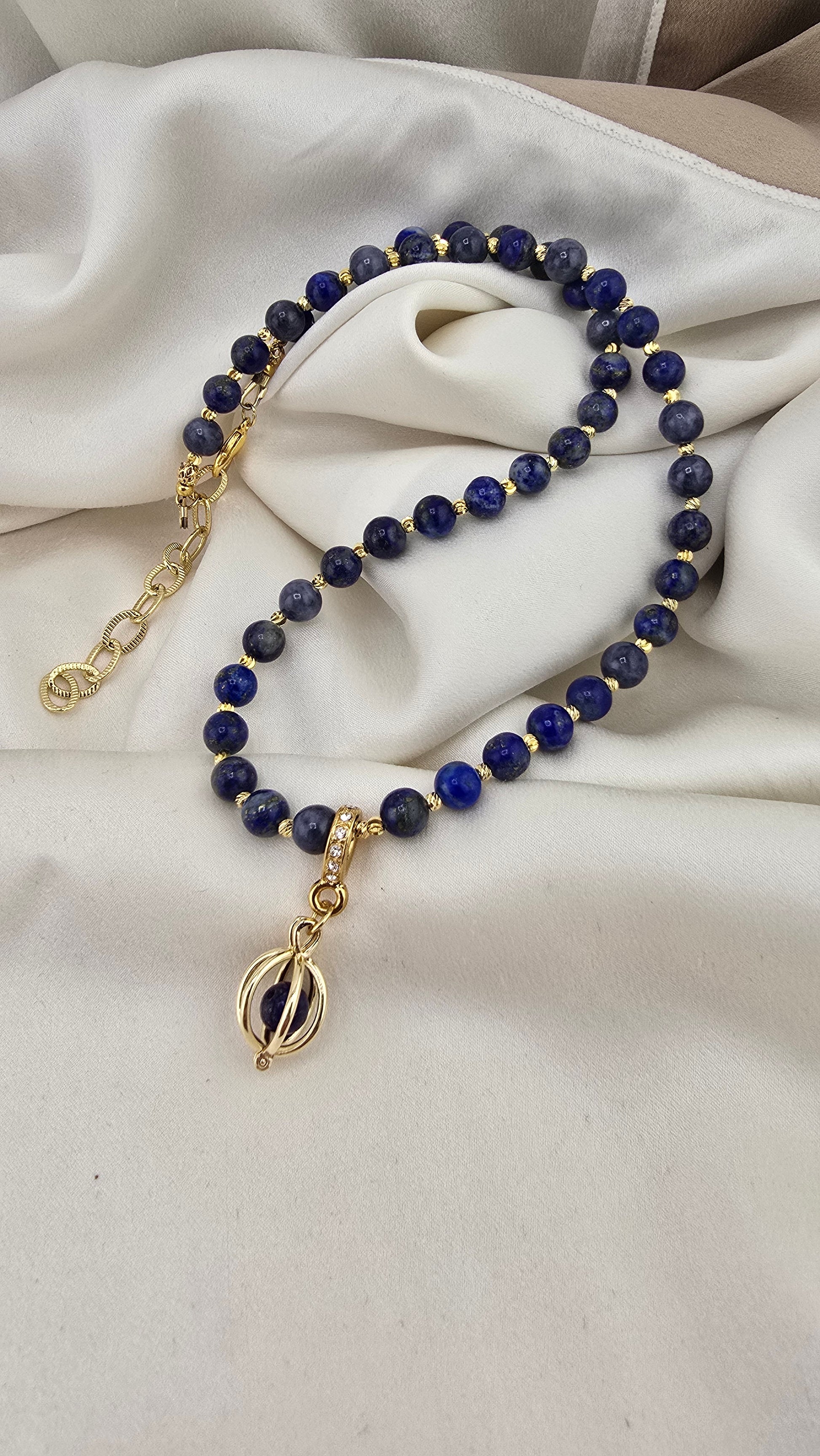 Collier en perles de Saphir