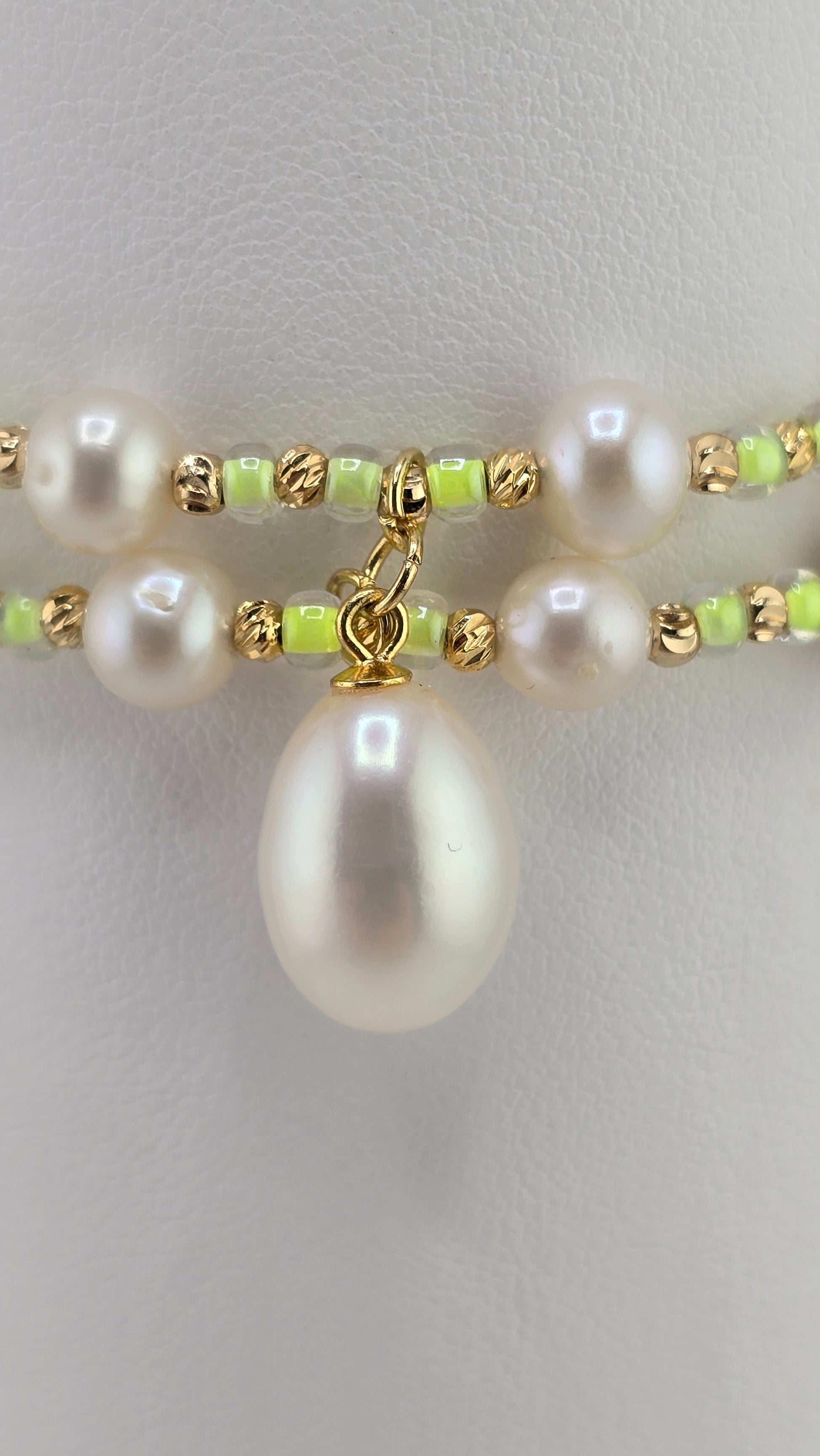 Bracelet deux brins avec perles de culture