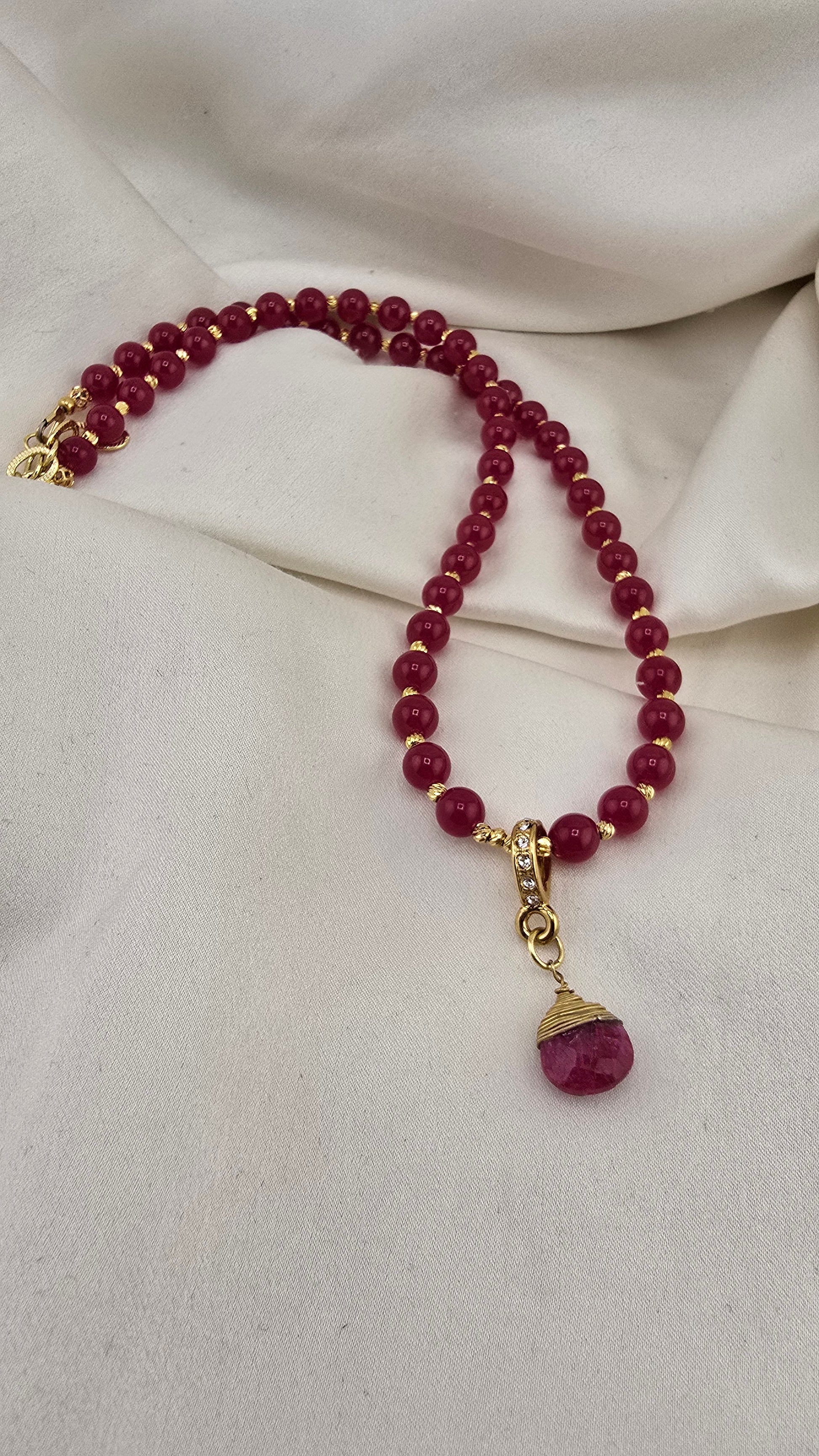 Collier perles de Rubis
