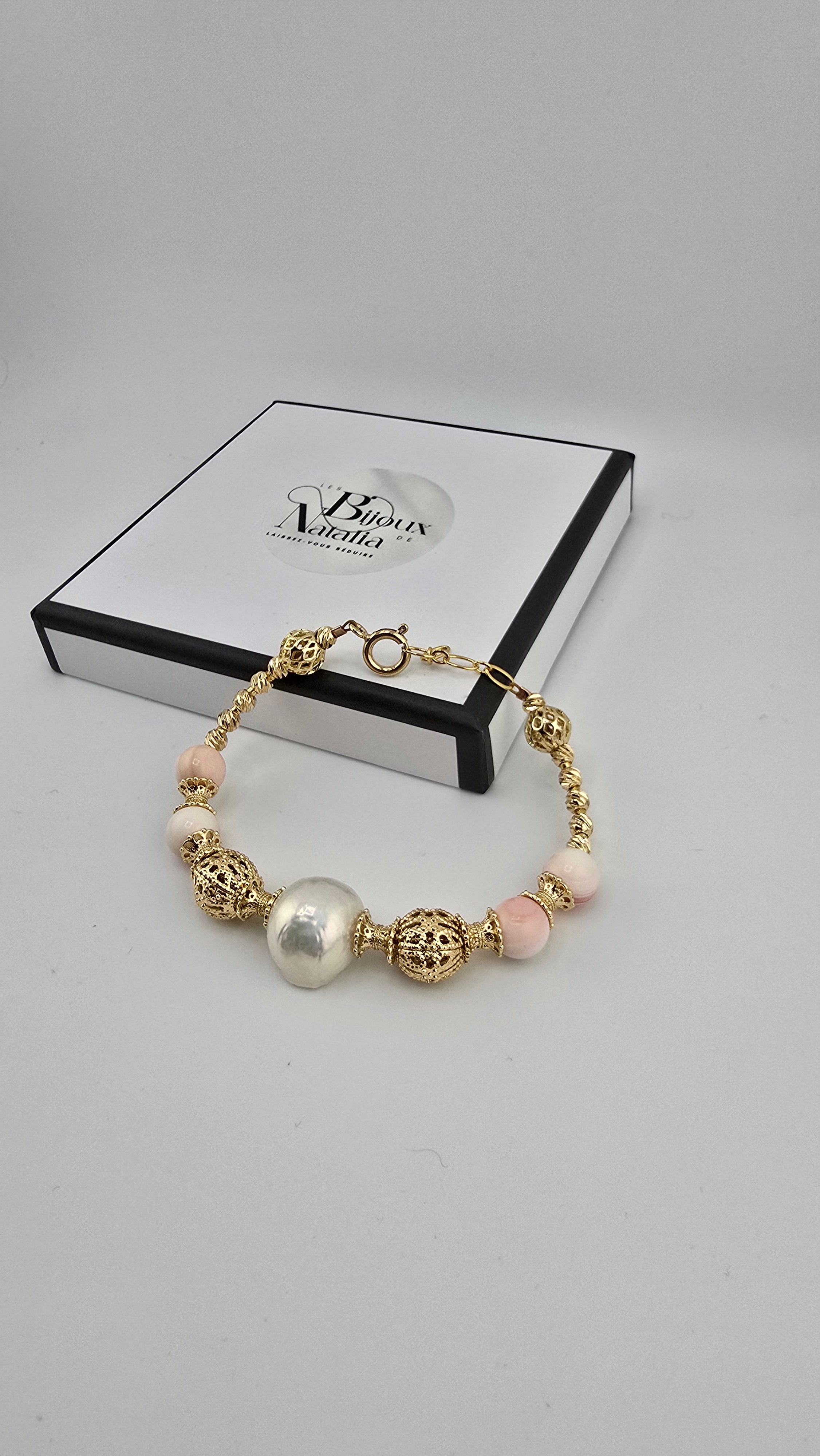 Bracelet en perles de Lambi