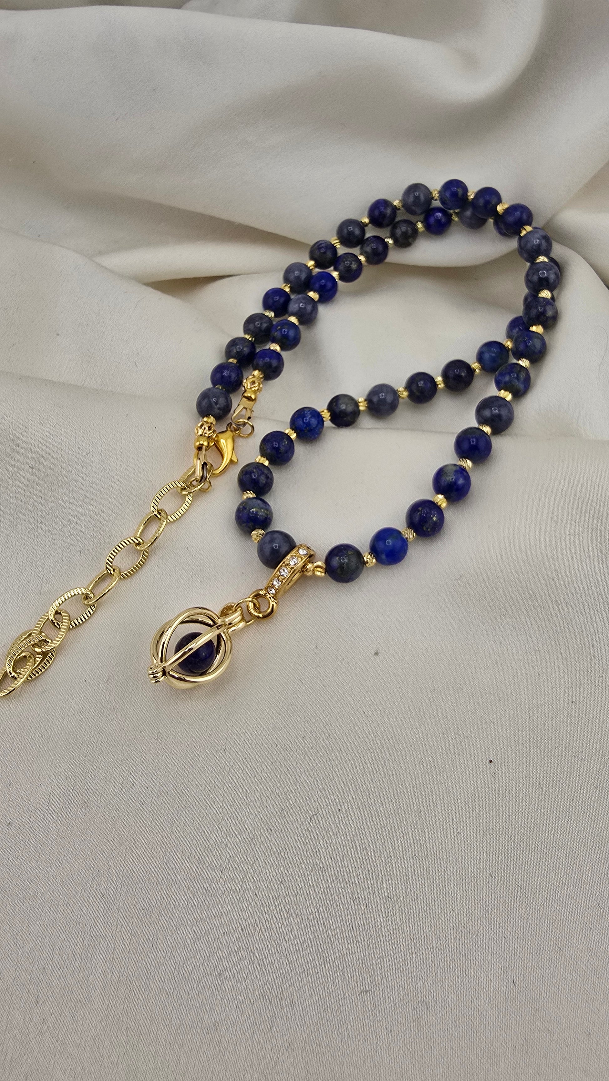 Collier en perles de Saphir