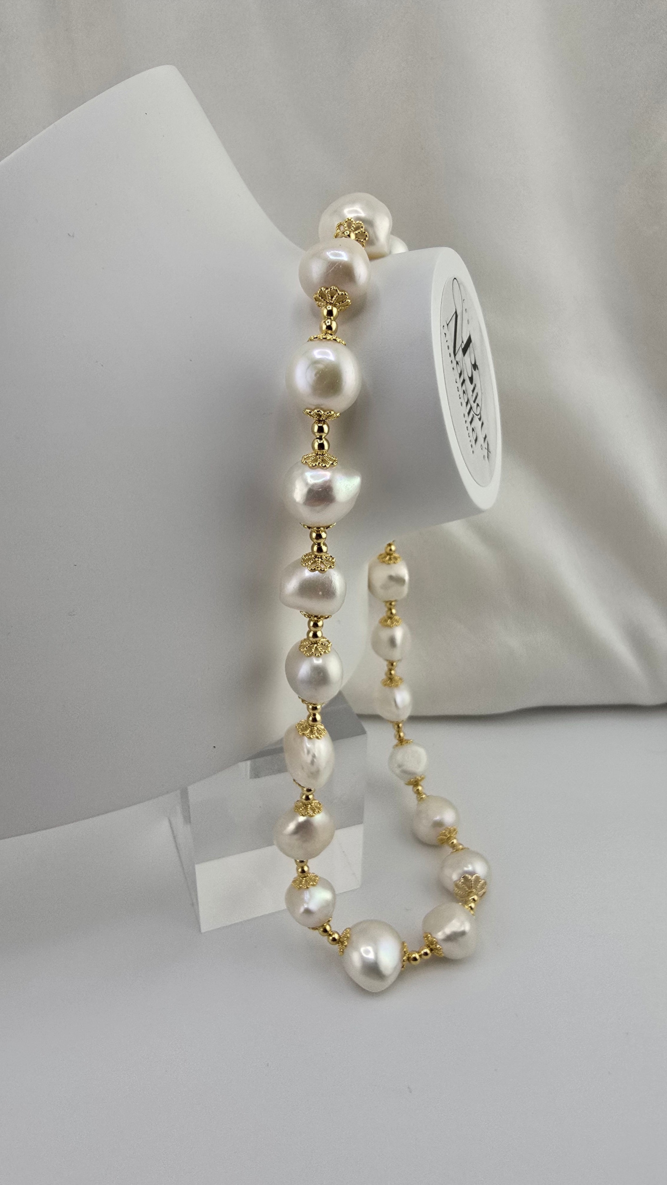 Collier en perles de culture baroque
