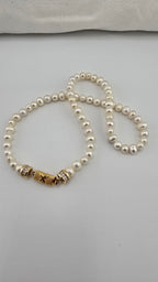 Collier en perles de culture irregulieres