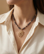 Soleil de Minuit - collier en perles de culture bleu marine