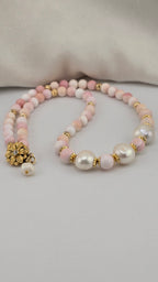 Collier de perles de culture et perles de Lambi