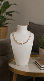 Collier ras du cou en perles de culture rose dans son écrin