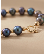 Bracelet en perles de culture bleu marine et vermeil