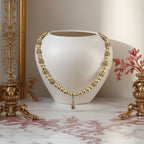 Collier en plaqué or et son pendentif