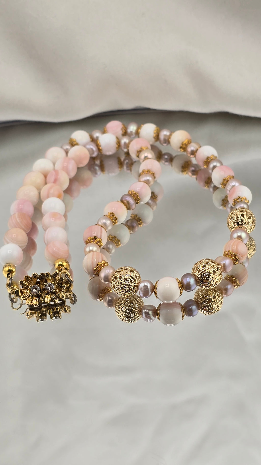 Collier en perles de culture et perles de Lambi