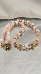 Collier en perles de culture et perles de Lambi