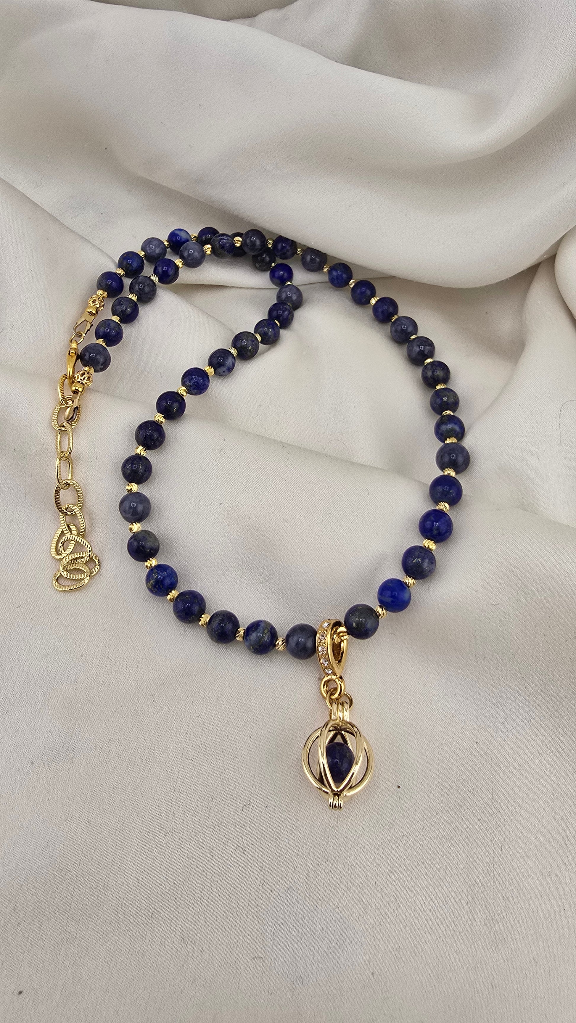 Collier en perles de Saphir