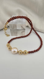 Collier en Jaspe rouge et pendentif perle de culture baroque