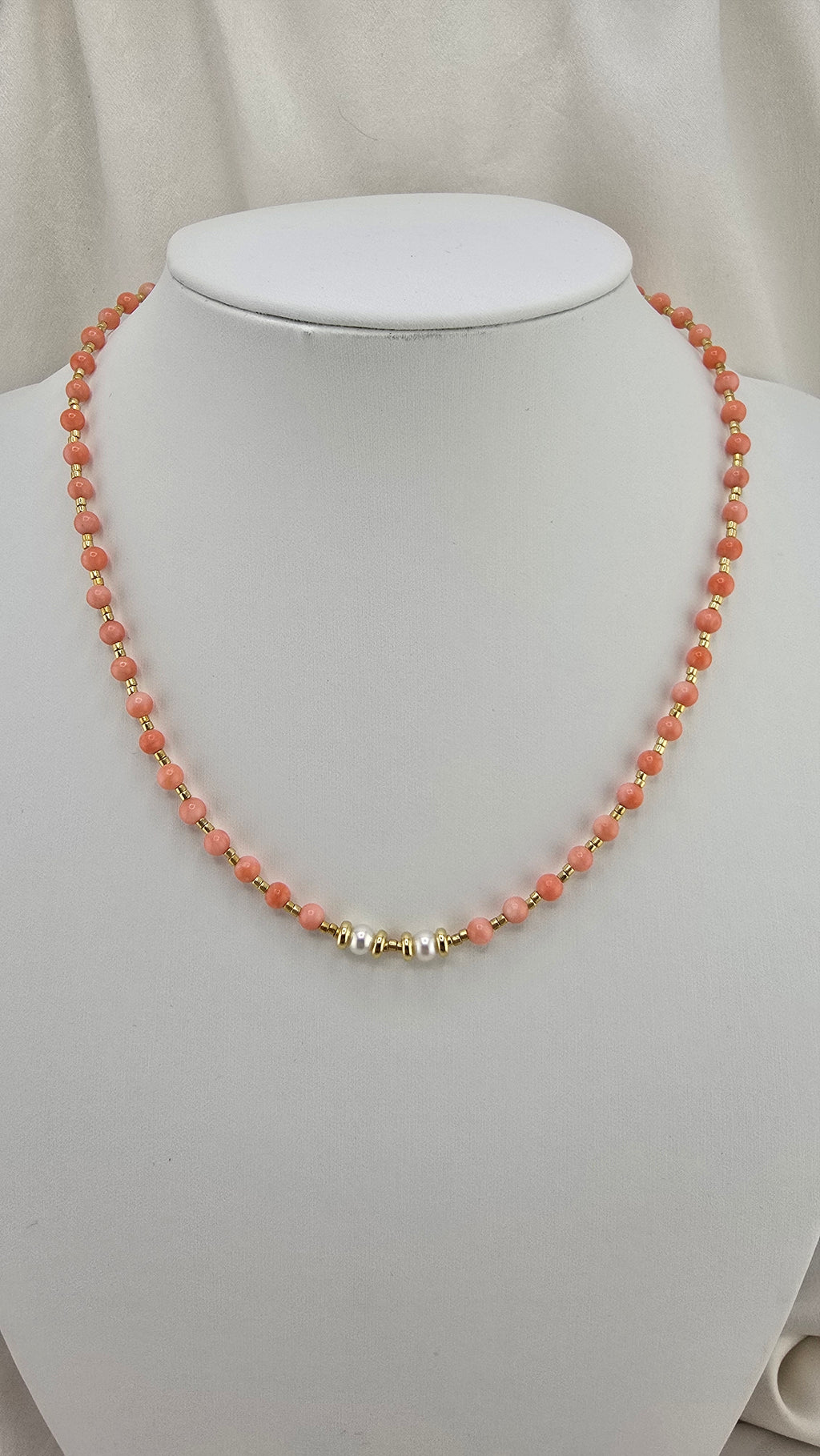 Collier en corail et perles de culture