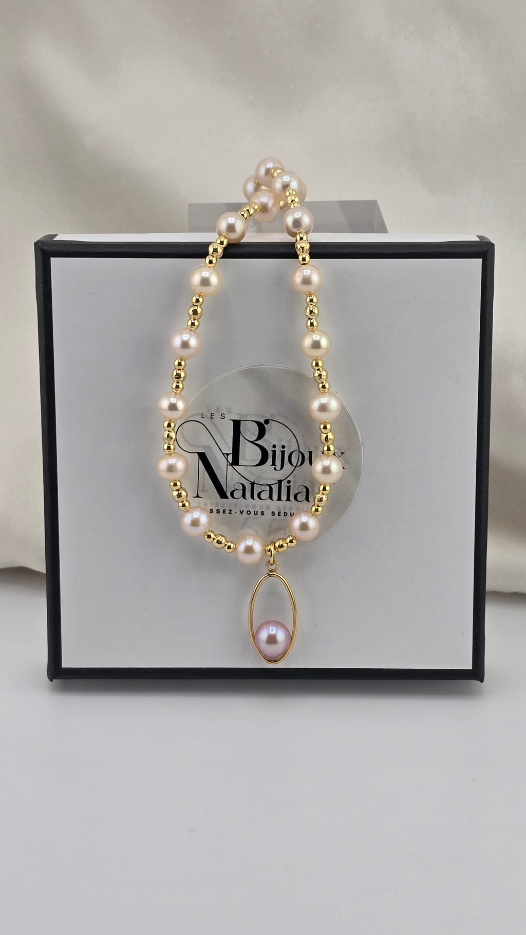 Collier en perles de culture poudrée