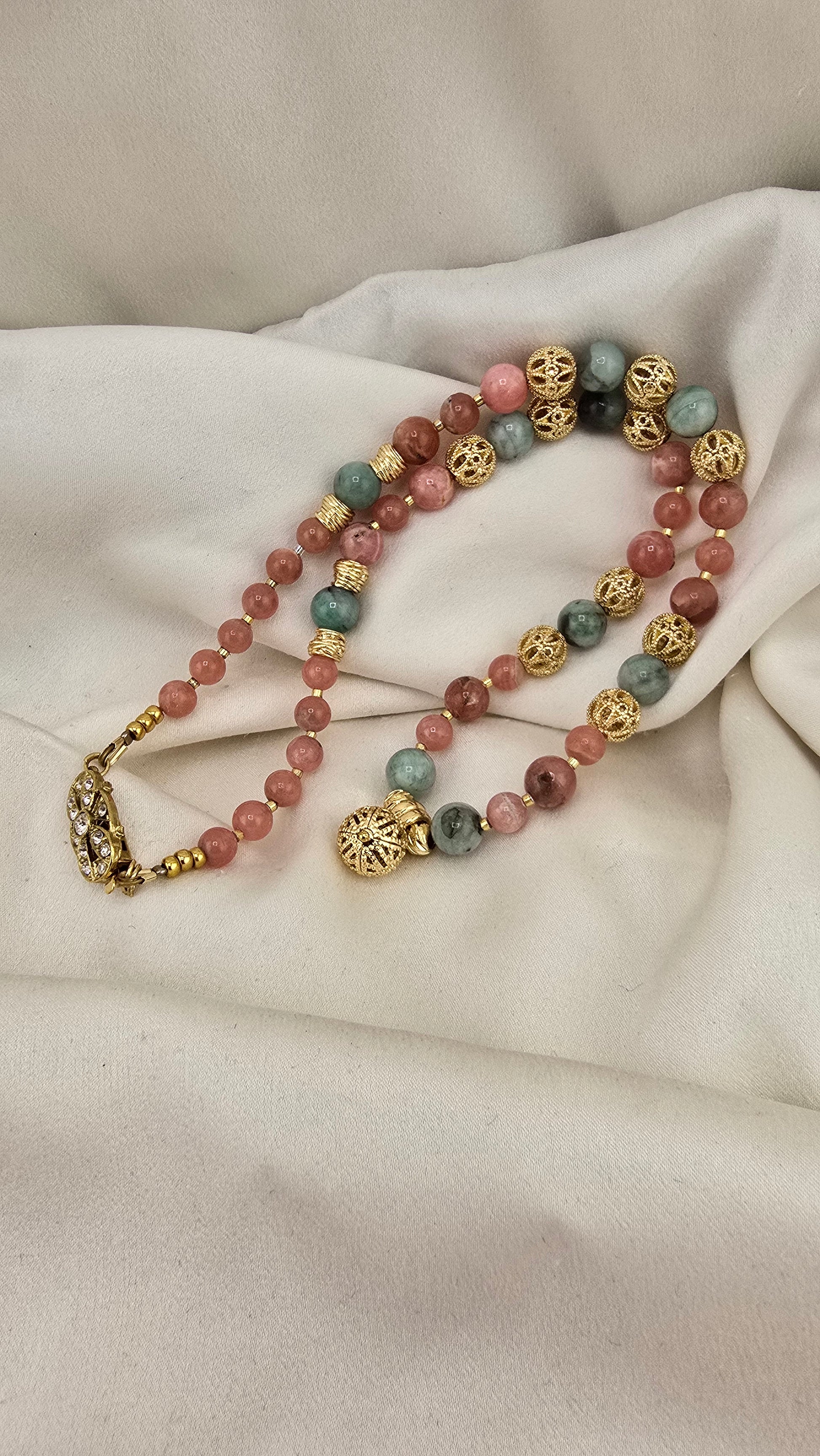 Collier en Emeraude et Rhodochrosite