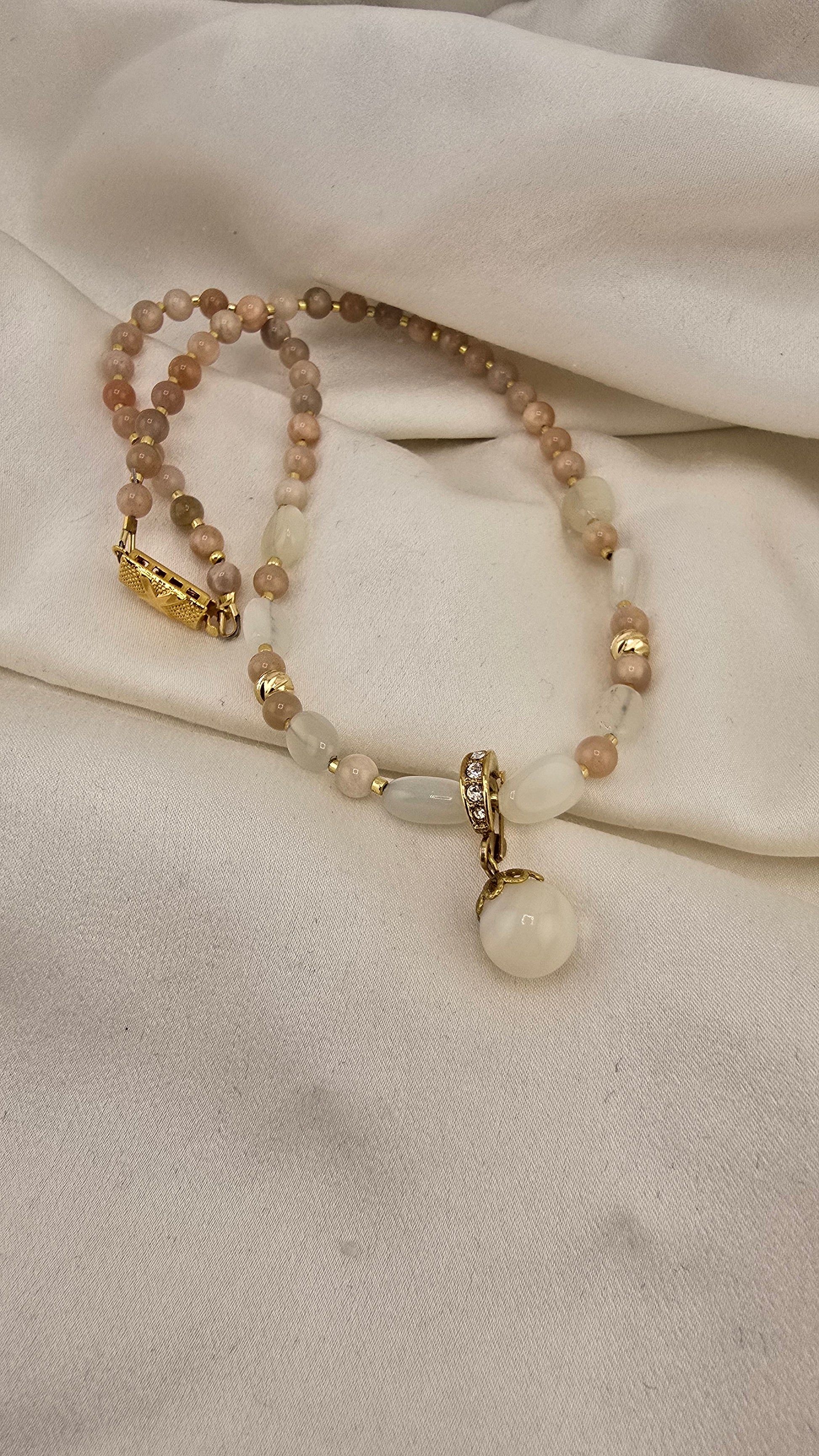 Collier avec pierre de lune