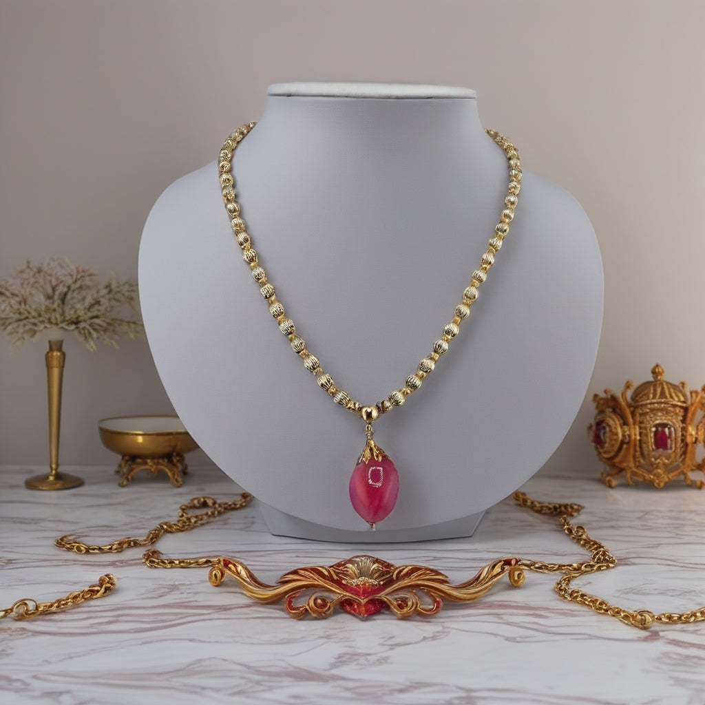 Collier avec pendentif en agate rose